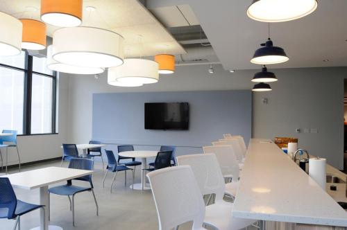 Corrigan-Krouse-eating-area