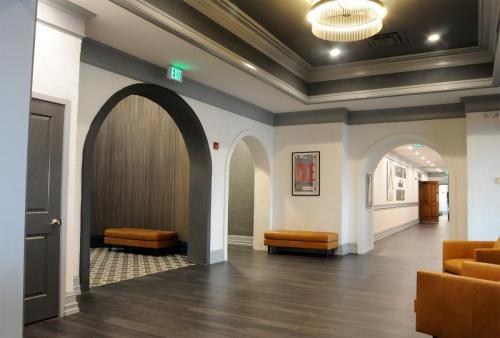 The-Aviator-entrance-area